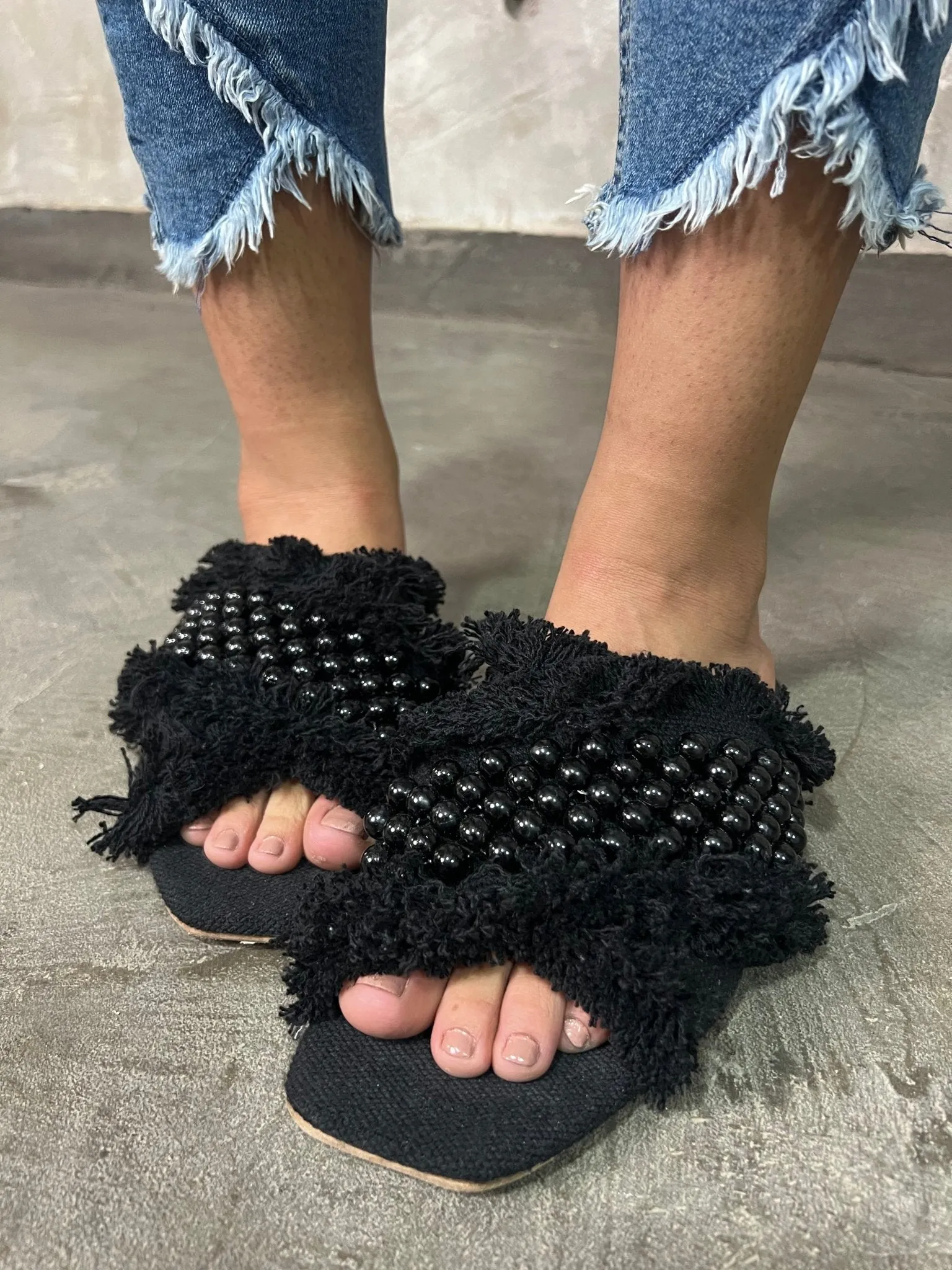 Black Pearl Fringe Slippers