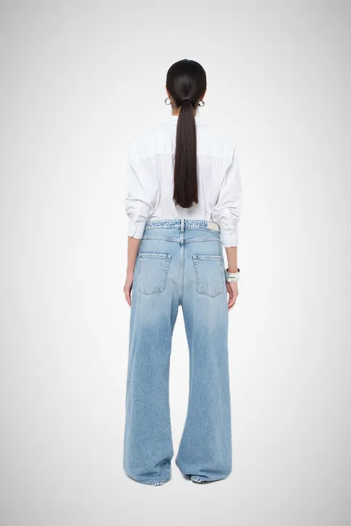 Debby Wide Leg Medium Waist Jean