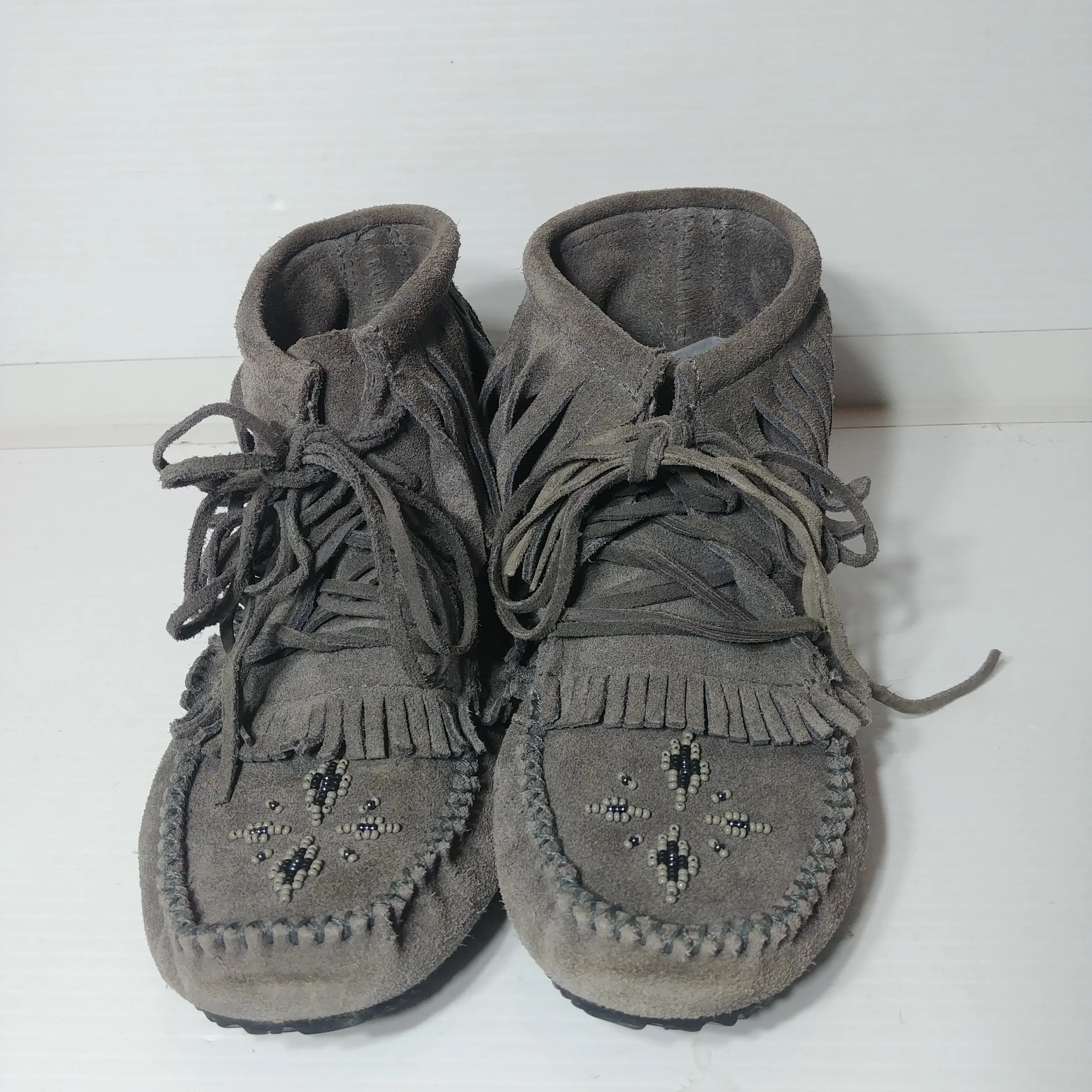 Manitoba Women's Moccasins - Size 5 - Pre-owned - A6BD82