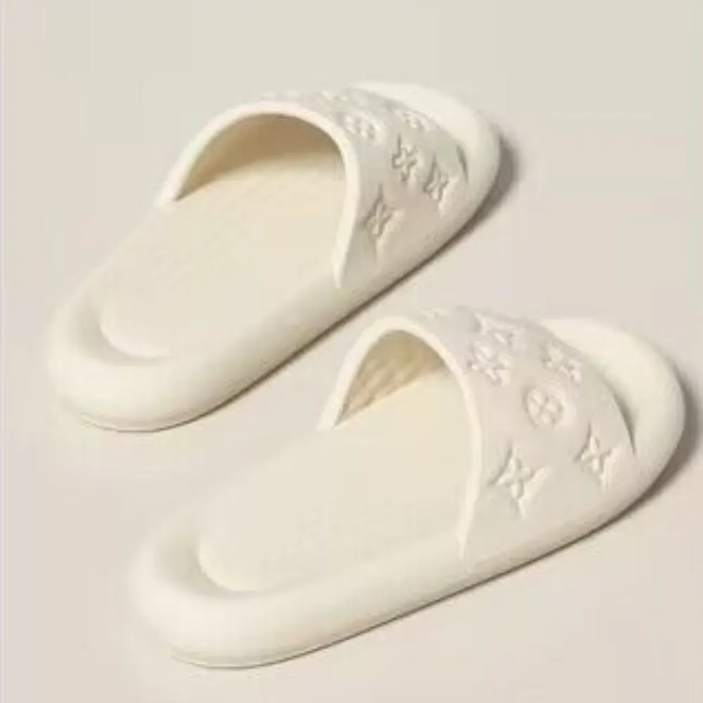 Simple Solid Color Slippers