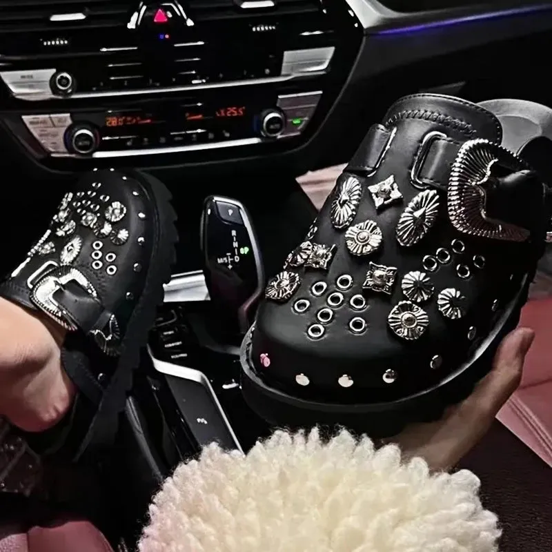 Slippers Platform Rivets™