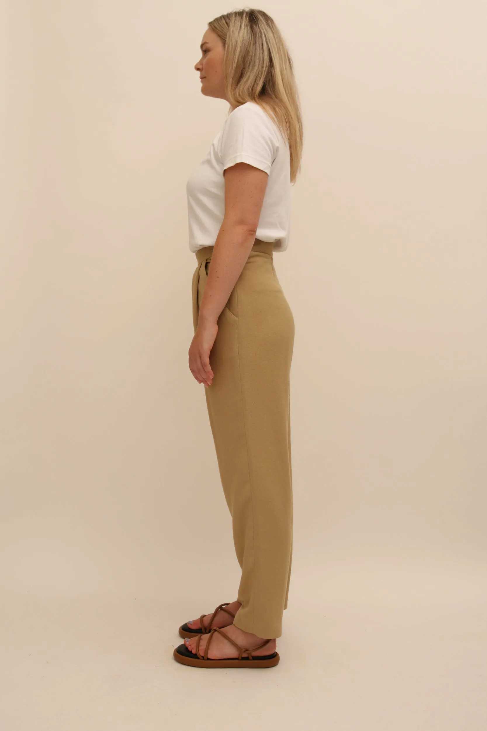 VINTAGE HIGH WAIST TAPERED TROUSER
