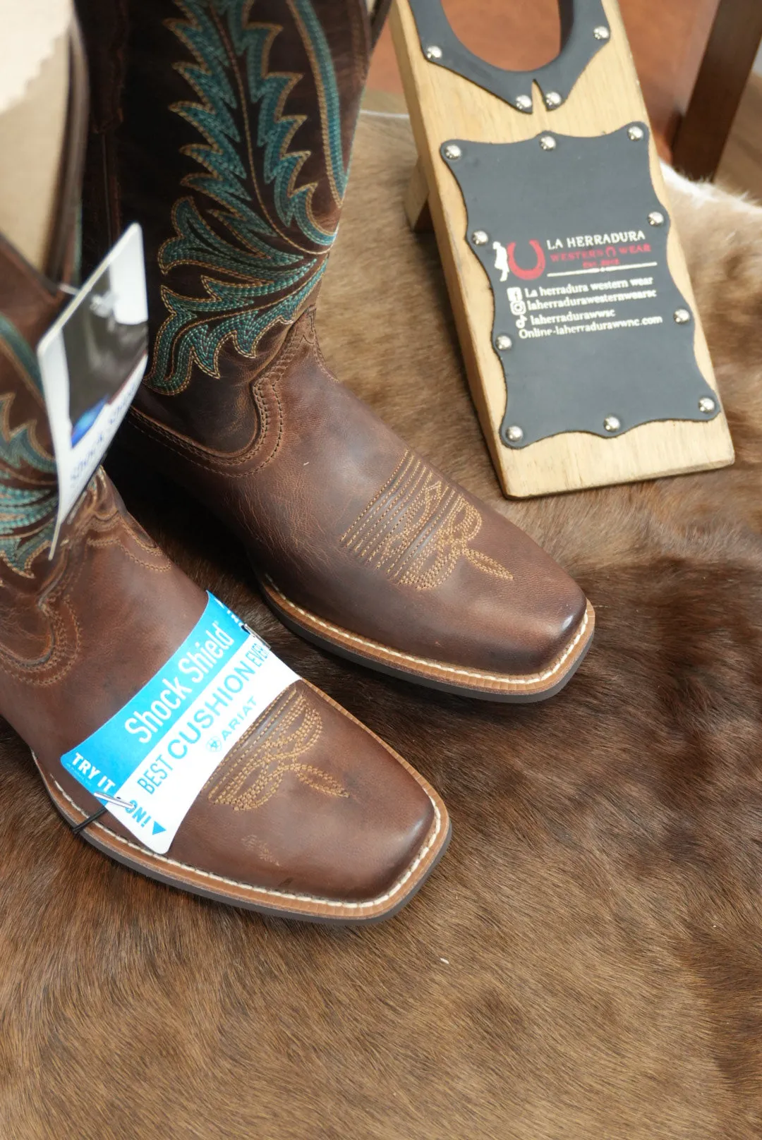 WOMENS ARIAT ROCK CREEK Sassy Brown Boot - 1144