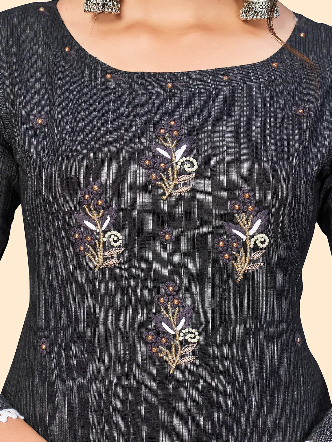 Women'S Cotton Blend Embroidered Straight Stitched Kurta Pant With Dupatta